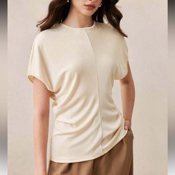 Cream ivory ruched top - Picture 3 of 7